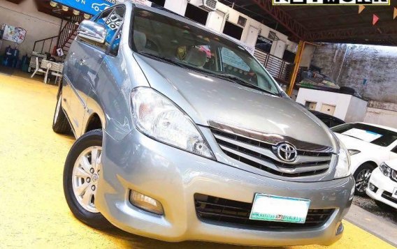 Silver Toyota Innova 2009 for sale in Quezon