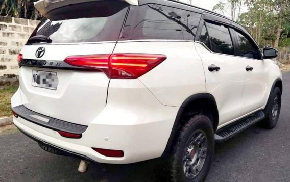 Selling Pearl White Toyota Fortuner 2018 in Quezon-4