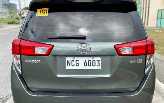 Silver Toyota Innova 2016 for sale in Marikina-3