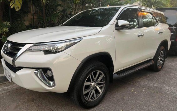 White Toyota Fortuner 2016 for sale in Pasig-1