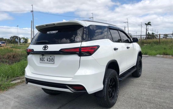 White 2017 Toyota Fortuner for sale in Manila-1