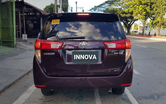 Selling Black Toyota Innova 2017 in Quezon-1