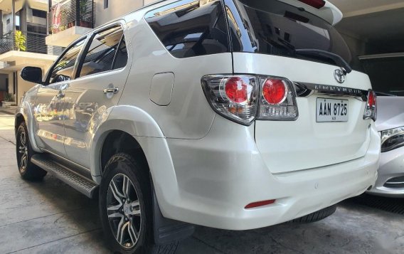 Sell Pearl White 2015 Toyota Fortuner in Quezon City-1
