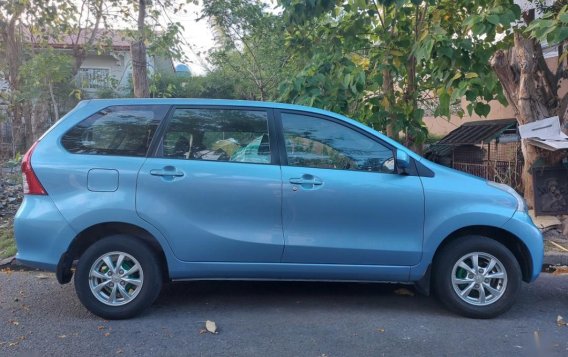 Blue Toyota Avanza 2012 for sale in Quezon -2