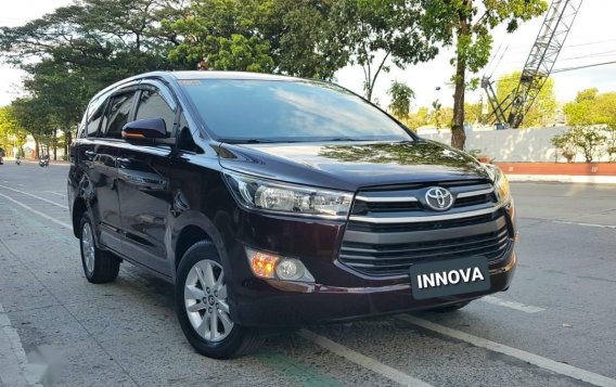 Selling Black Toyota Innova 2017 in Quezon-8