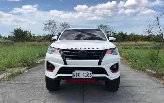 Pearl White Toyota Fortuner 2017 for sale in Manila-1