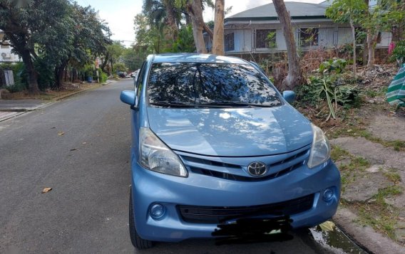 Blue Toyota Avanza 2012 for sale in Quezon -1