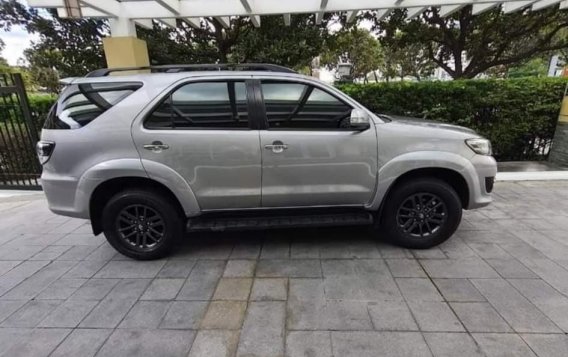 Sell Silver 2015 Toyota Fortuner in Makati-1