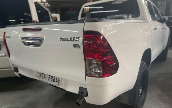Sell White 2021 Toyota Hilux in Quezon City-3