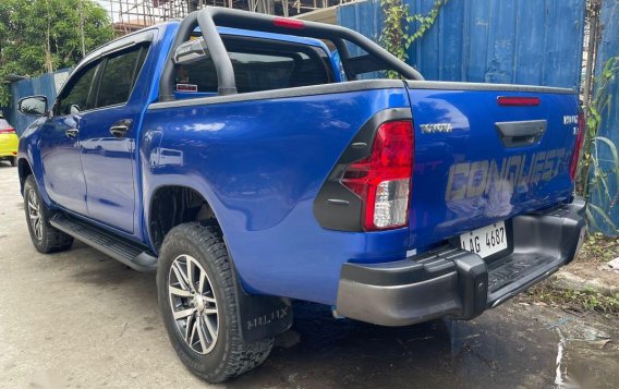 Selling Blue Toyota Hilux 2019 in Quezon City-3