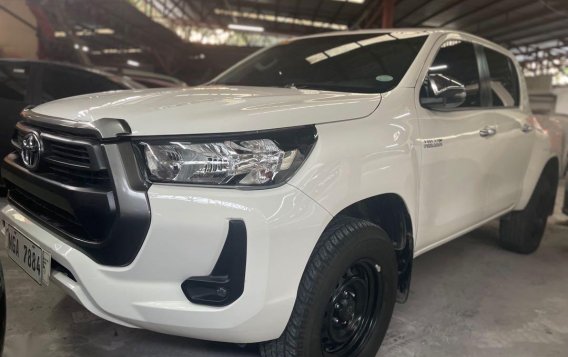 Sell White 2021 Toyota Hilux in Quezon City-2