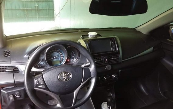 Sell Red 2016 Toyota Vios-2