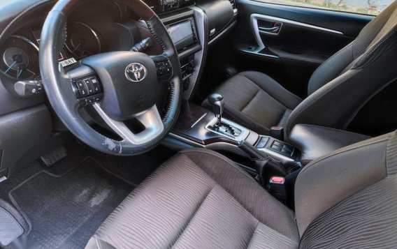Pearl White Toyota Fortuner 2018 for sale in Taguig-5