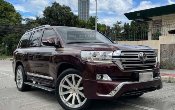 Red Toyota Land Cruiser 2018 for sale in Manila