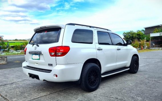 White Toyota Sequoia 2010 for sale in Pasig-3