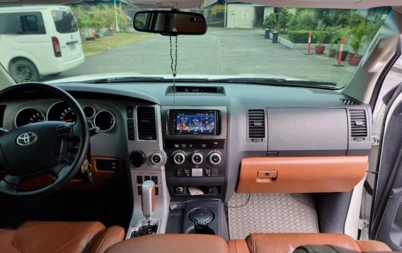 White Toyota Sequoia 2010 for sale in Pasig-6
