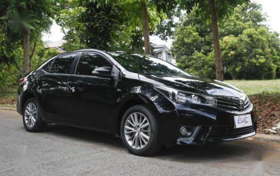 Selling Black Toyota Corolla altis 2014 in Quezon City-1