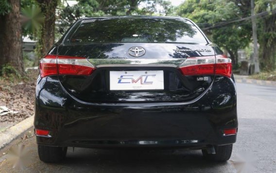 Selling Black Toyota Corolla altis 2014 in Quezon City-4