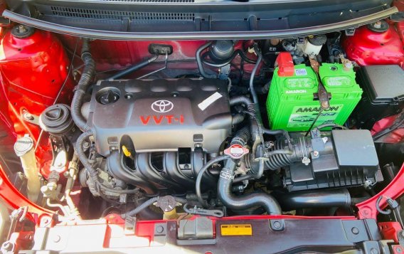 Red Toyota Vios 2015 for sale in Manual-6
