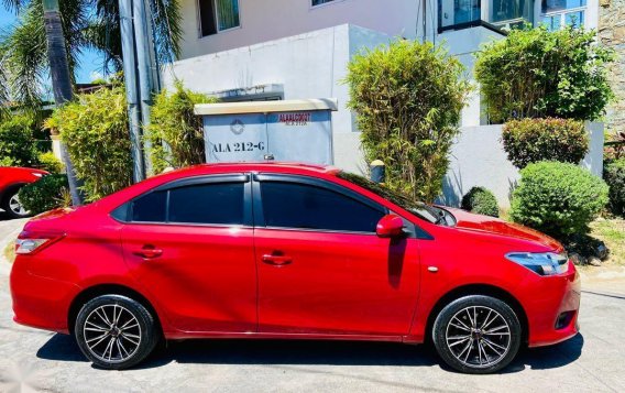 Red Toyota Vios 2015 for sale in Manual-8