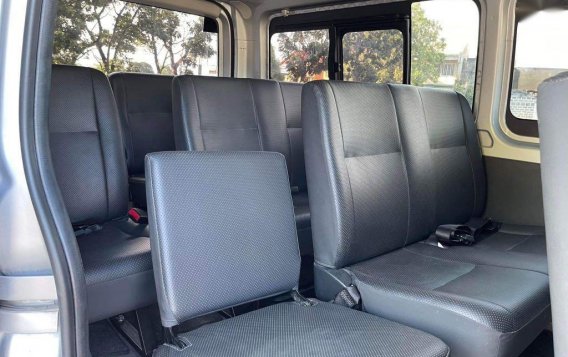 Selling Grey Toyota Hiace 2020 in Parañaque-9