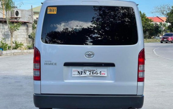 Selling Grey Toyota Hiace 2020 in Parañaque-1