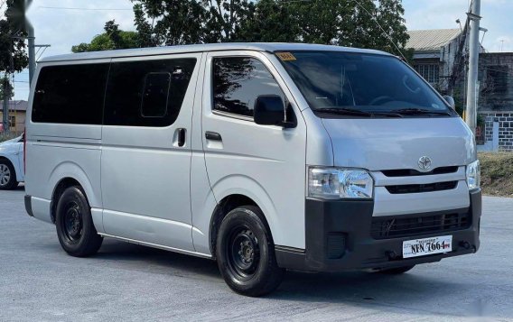 Selling Grey Toyota Hiace 2020 in Parañaque-2