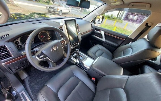 Black Toyota Land Cruiser 2017 for sale in Quezon City-3