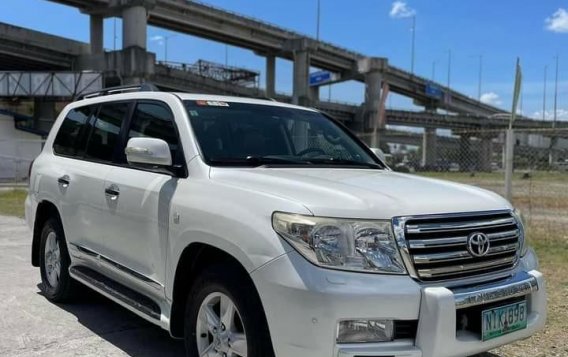 White Toyota Land Cruiser 2010 for sale in Pasay -1