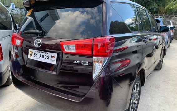 Red Toyota Innova 2021 for sale in Quezon City-2