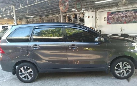 Grey Toyota Avanza 2017 for sale in Las Piñas-2