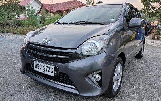 Selling Grey Toyota Wigo 2015 in Manila-1