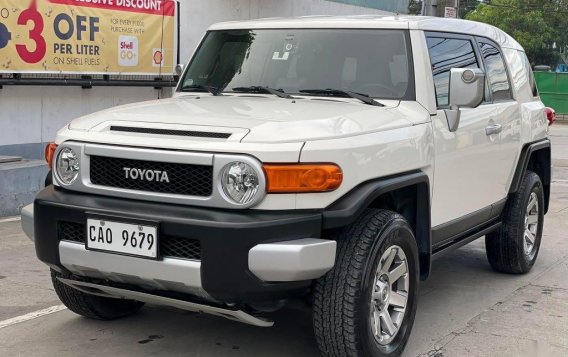 Pearl White Toyota FJ Cruiser 2019 for sale in Quezon 