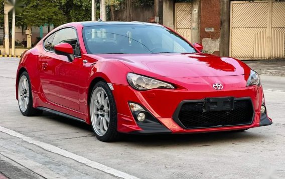 Red Toyota 86 2013 for sale in Manila-3