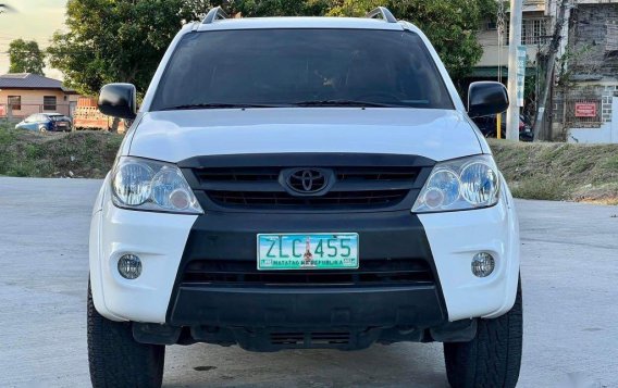 Sell White 2007 Toyota Fortuner in Parañaque
