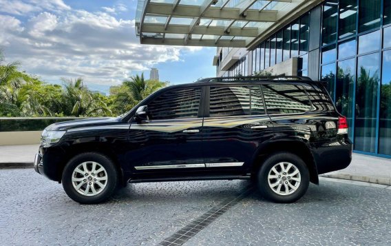 Black Toyota Land Cruiser 2019 for sale in Automatic-2