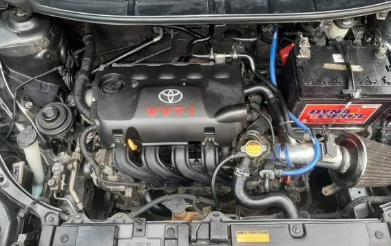 Grey Toyota Vios 2015 for sale in Automatic-9