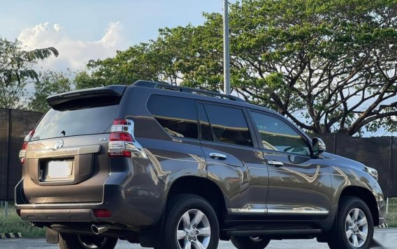 Sell Grey 2018 Toyota Land Cruiser Prado in Las Piñas-1