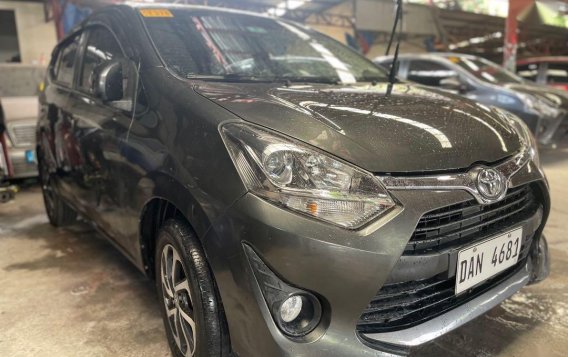 Selling Grey Toyota Wigo 2019 in Quezon City-1