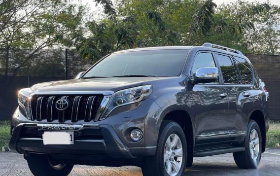 Sell Grey 2018 Toyota Land Cruiser Prado in Las Piñas-4