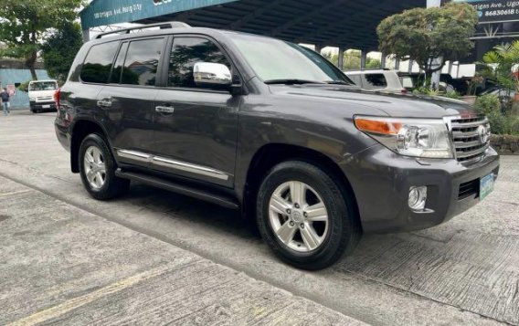 Grey Toyota Land Cruiser 2013 for sale in Pasig-5