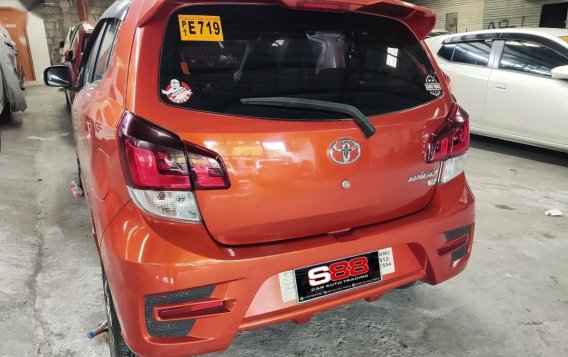 Selling Orange Toyota Wigo 2019 in Quezon City-4