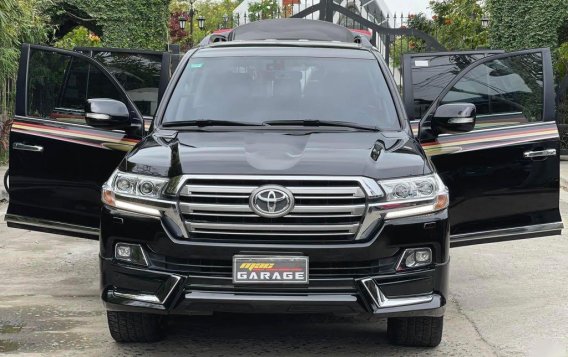 Black Toyota Land Cruiser 2019 for sale in Automatic