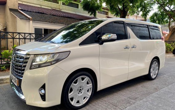 Sell Pearl White 2016 Toyota Alphard in Manila-4