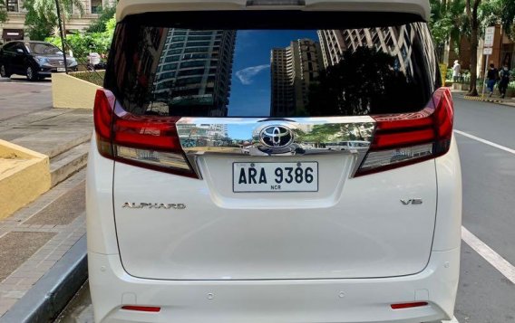 Sell Pearl White 2016 Toyota Alphard in Manila-1