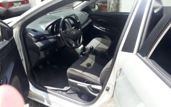 Selling Silver 2015 Toyota Vios  in Makati-3