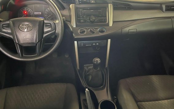 Sell Silver 2018 Toyota Innova in Quezon City-9