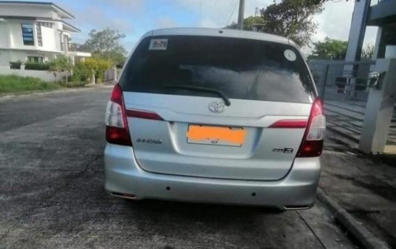 Selling Silver Toyota Innova 2014 in Quezon City-7