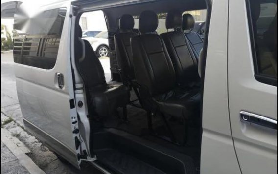 Sell White 2014 Toyota Hiace in Pasig-7