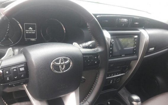 Sell Silver 2019 Toyota Fortuner in Pasay-5